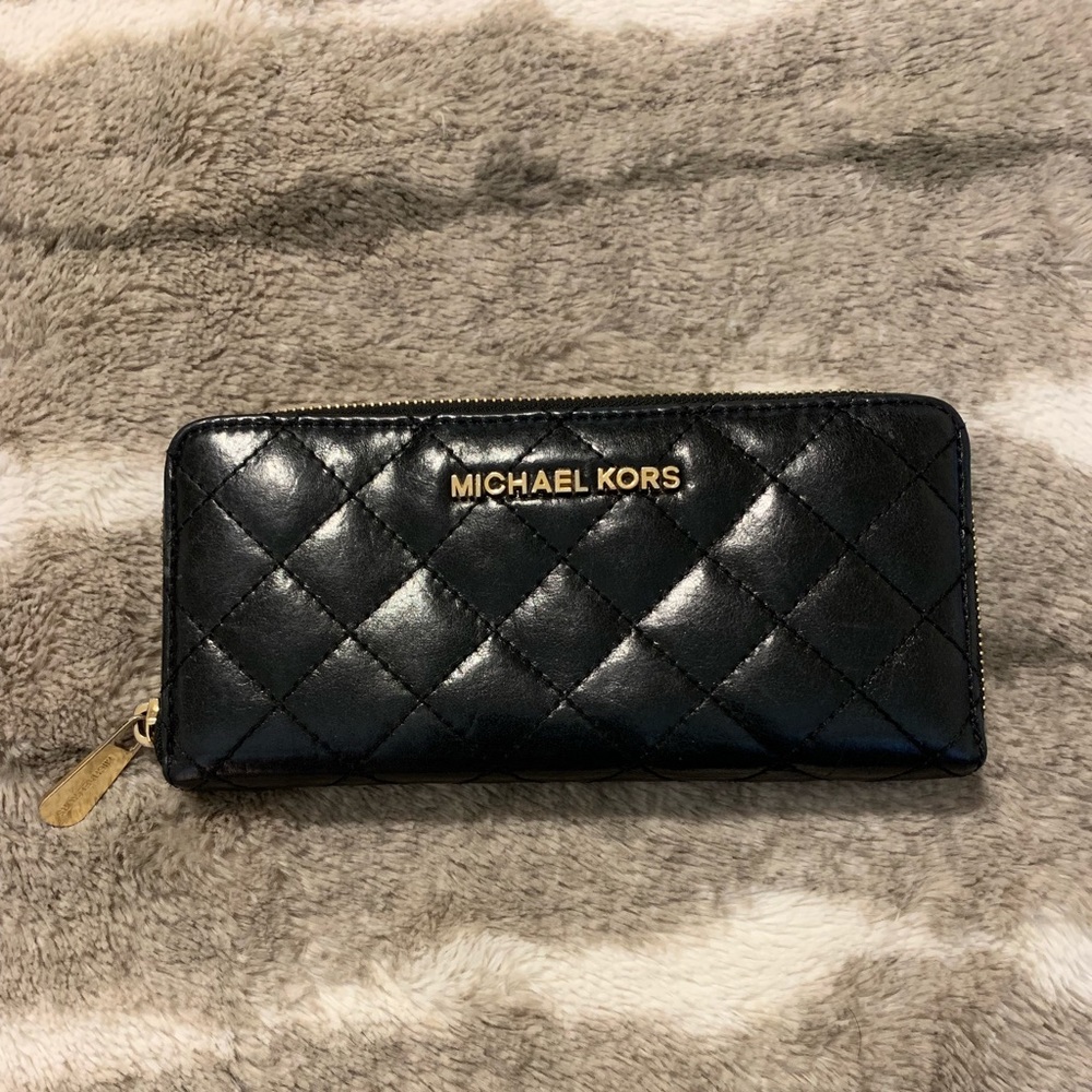 Michael Kors Leather Wallet